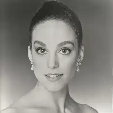 Headshot of professor Christina