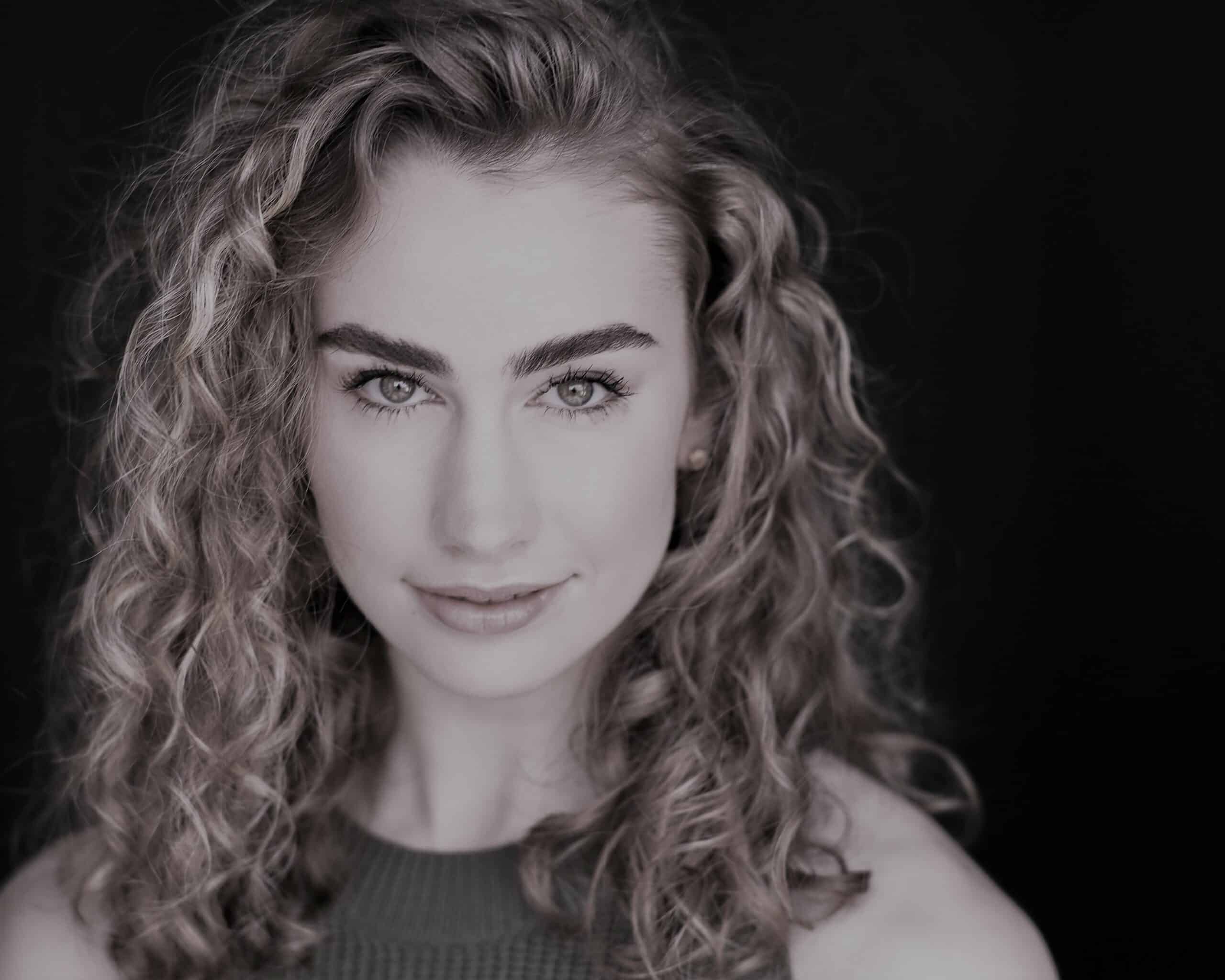 headshot of instructor Kelly