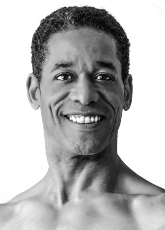 Headshot of Ridgefield Dance Conservatory faculty member Henry Seth